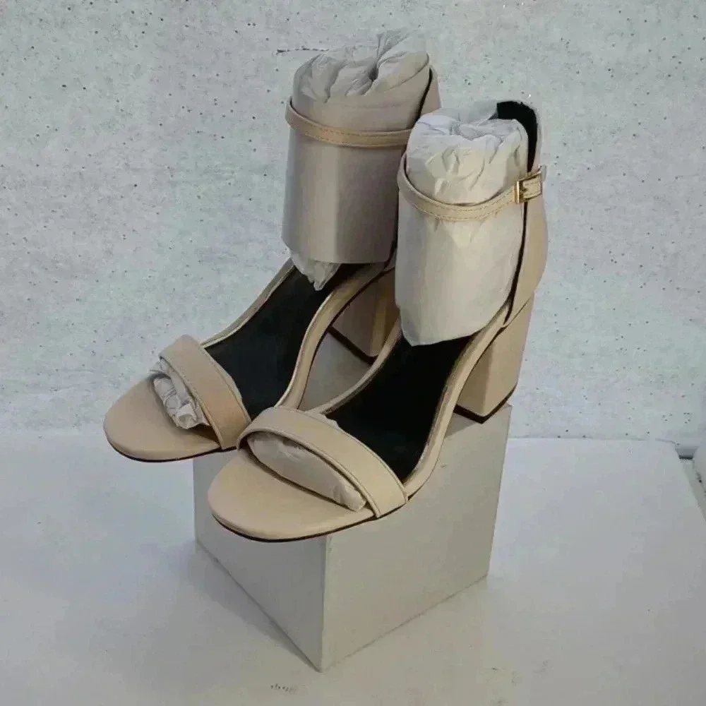Qupid heeled ankle strap sandals